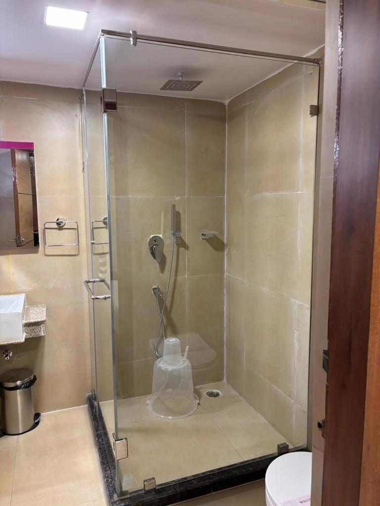 Āsansol Hotel Golden Orbit מראה חיצוני תמונה