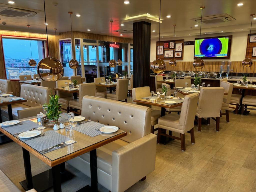 Āsansol Hotel Golden Orbit מראה חיצוני תמונה